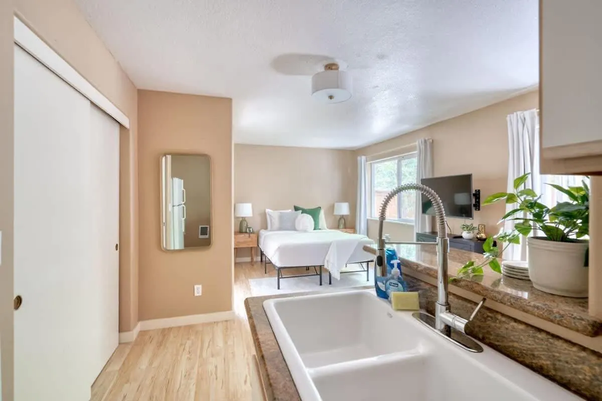 Stay Portland - Peaceful Johns Landing Studio - Near Ohsu